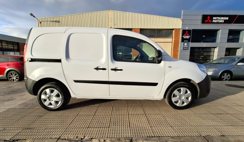 
								RENAULT KANGOO FURGÓN 2020- 80 CV full									