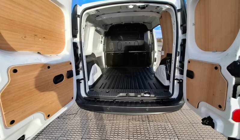 
								RENAULT KANGOO FURGÓN 2020- 80 CV full									