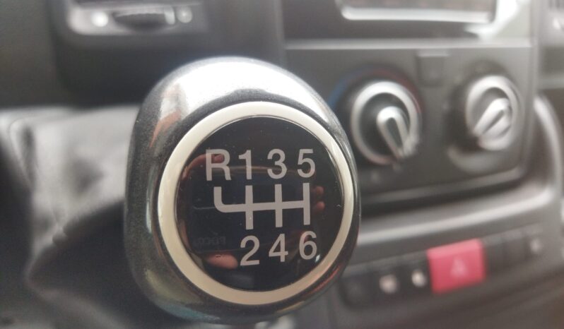 
								PEUGEOT BOXER L2H2- 163 CV -COMBI 9 PLAZAS full									