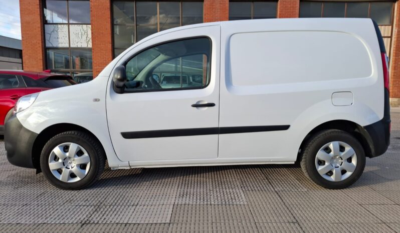 
								RENAULT KANGOO FURGÓN 2020- 80 CV full									