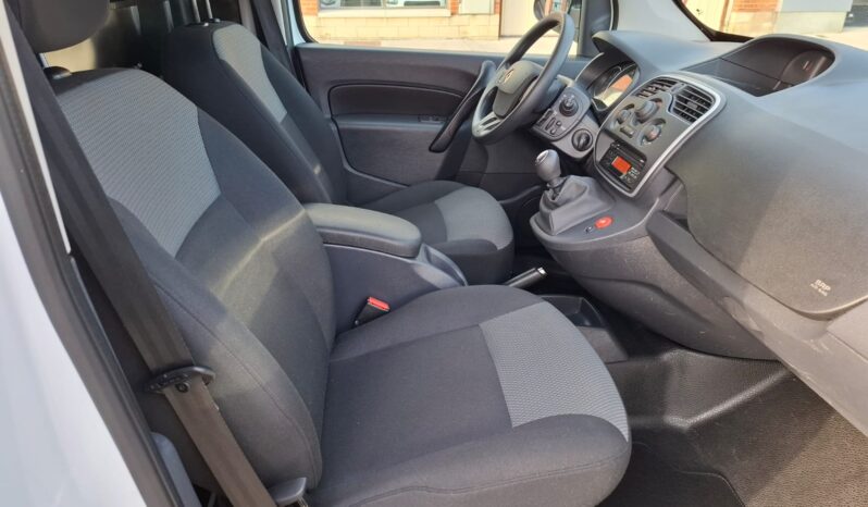 
								RENAULT KANGOO FURGÓN 2020- 80 CV full									