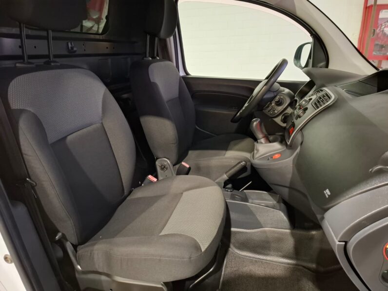 
								RENAULT KANGOO FURGON -2019- 90 CV full									