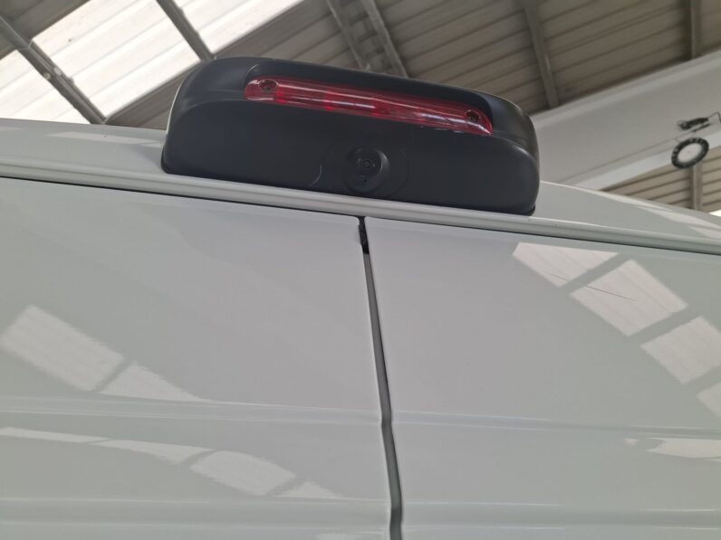 
								PEUGEOT Boxer 333 L2 H2- 140CV – 2021 full									
