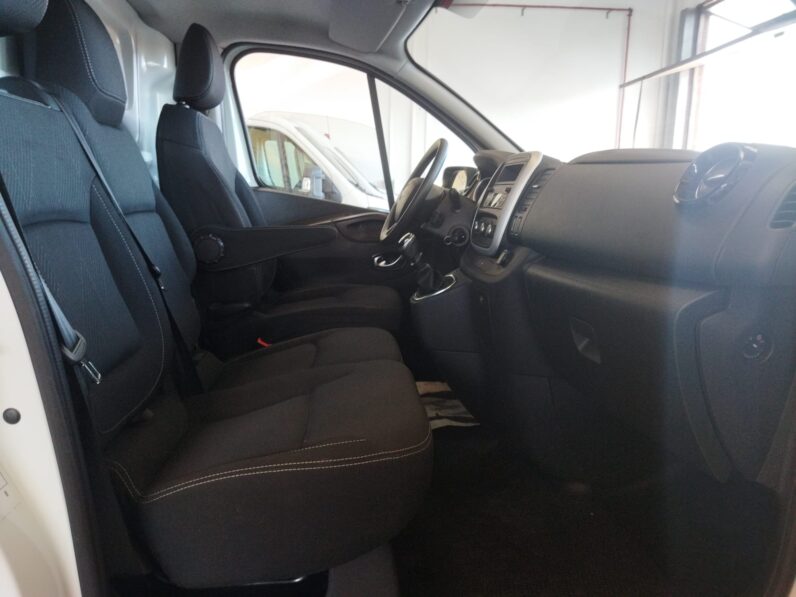 
								RENAULT TRAFIC L1H1- 95 CV- 2019 full									