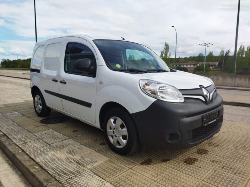 
								RENAULT KANGOO Furgón 1.5 cc- 95 cv – 2019- 3 Plazas full									