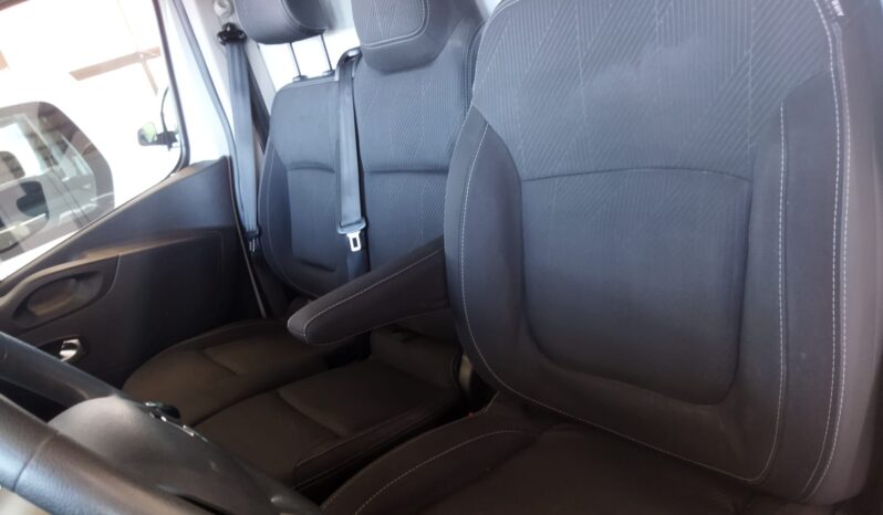 
								RENAULT TRAFIC L1H1- 95 CV- 2019 full									