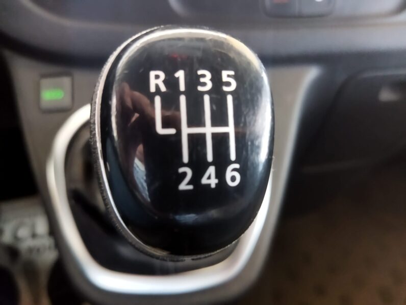 
								RENAULT TRAFIC L1H1- 95 CV- 2019 full									