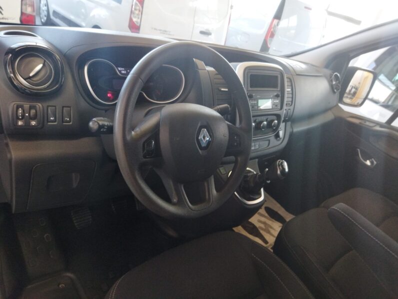 
								RENAULT TRAFIC L1H1- 95 CV- 2019 full									