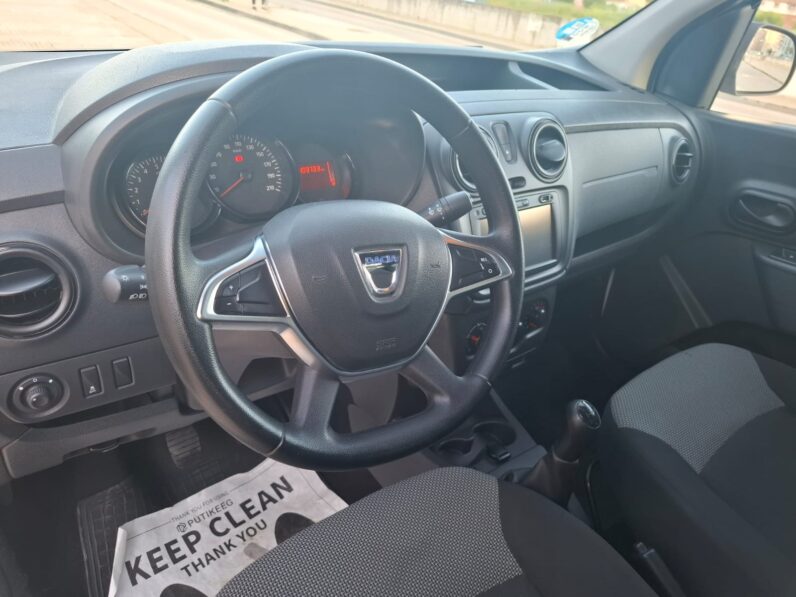 
								DACIA DOKKER FURGON 102 CV- 2019- GLP full									