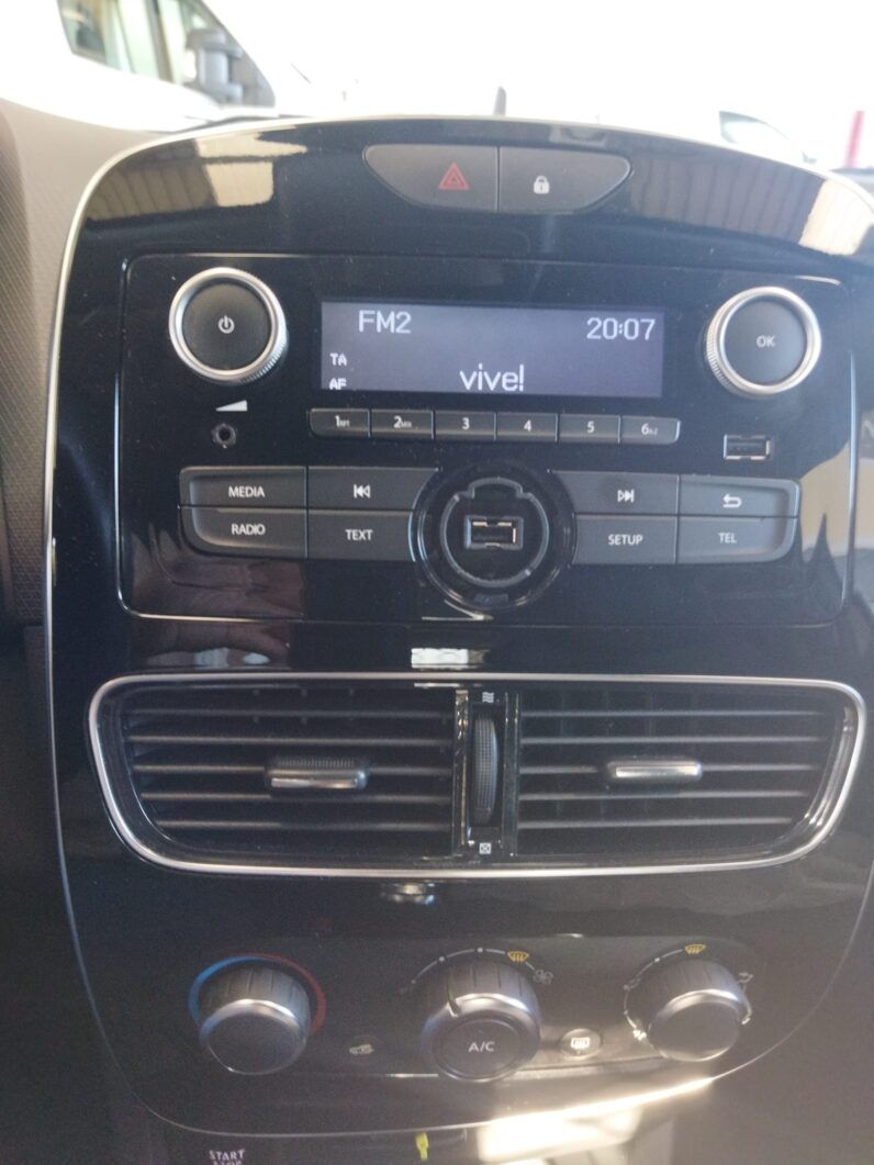 
								RENAULT CLIO VAN – 90 CV GLP -2020 full									