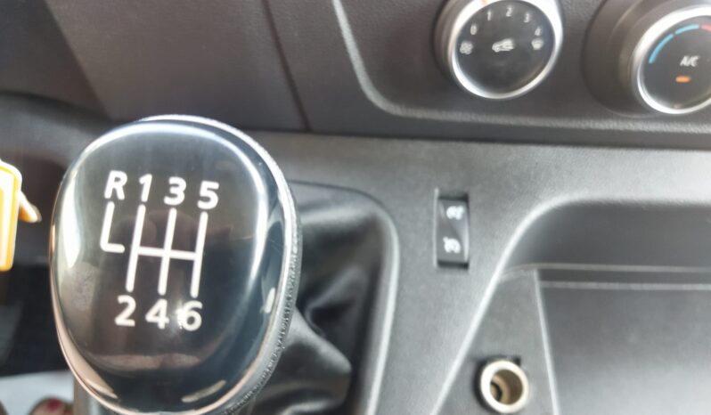 
								RENAULT MASTER VOLQUETE Cabina simple L2- 2020 full									