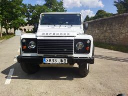 LAND ROVER DEFENDER 4X4 – 2016 – 7 `PLAZAS