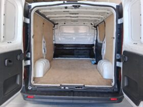 RENAULT TRAFIC FURGÓN L1H1- 95 CV -2020