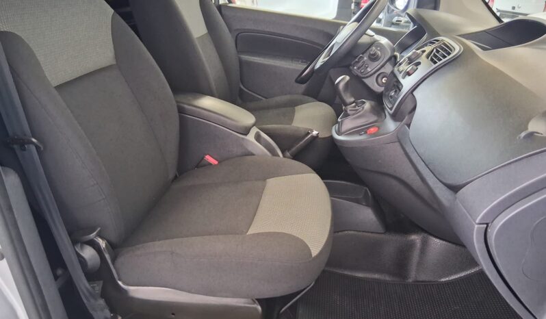 
								RENAULT KANGOO FURGÓN 2019- 75 CV full									