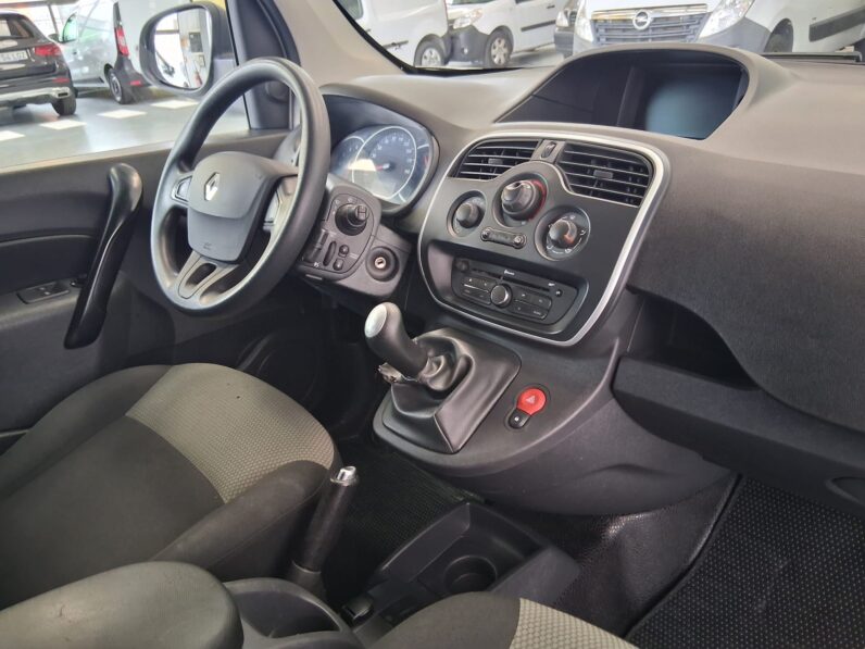 
								RENAULT KANGOO FURGÓN 2019- 75 CV full									