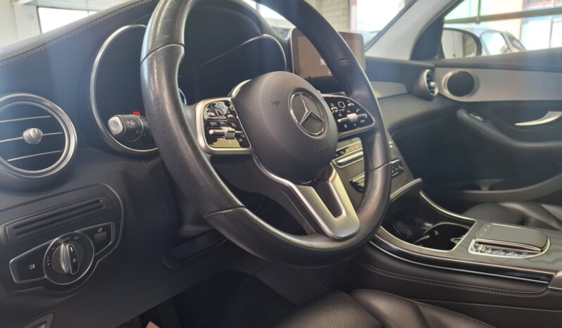 
								MERCEDES GLC 4 MATIC -2020 full									