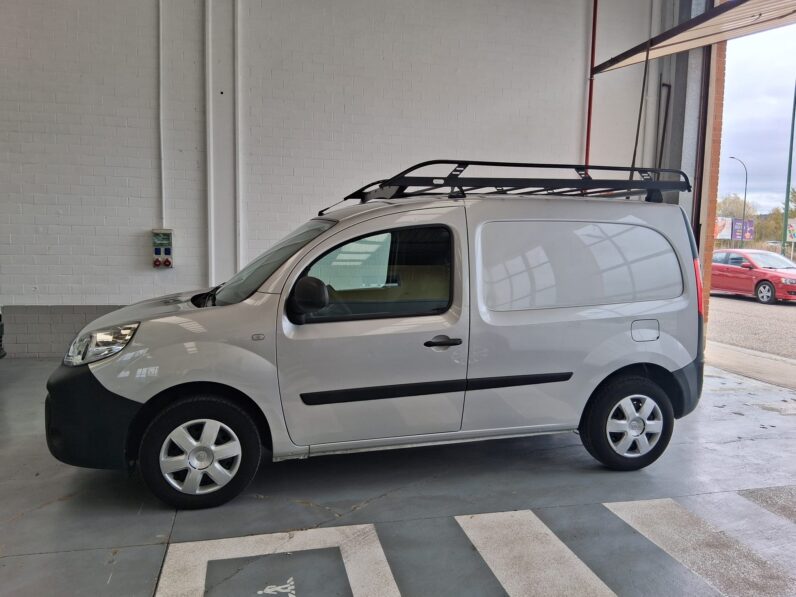 
								RENAULT KANGOO FURGÓN 2019- 75 CV full									